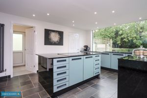 Kitchen- click for photo gallery